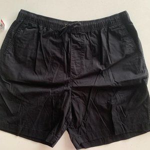 Men's Basic Editions Shorts - Size Large